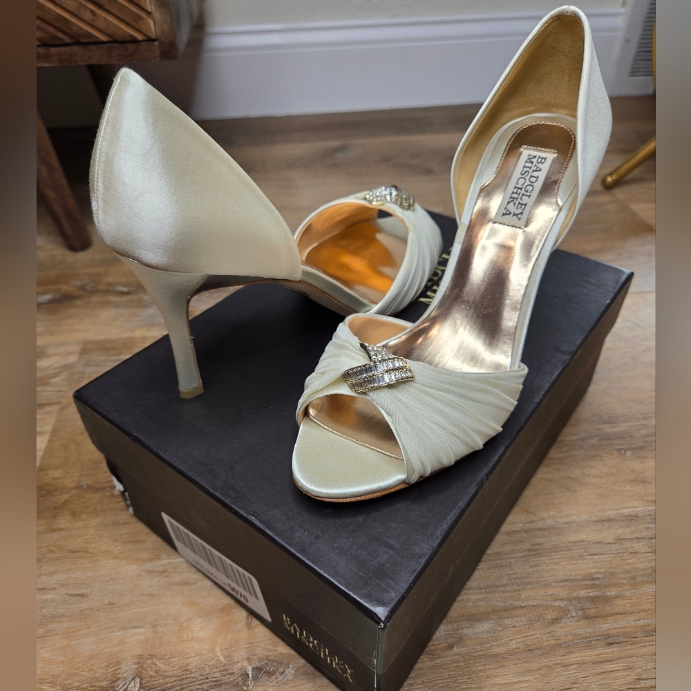 Badgley Mischka new heels